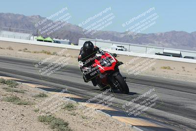 media/Oct-30-2025-Racers Edge (Thu) [[dabbdaf680]]/3-B Group/Session 3 (Turn 15 Inside)/